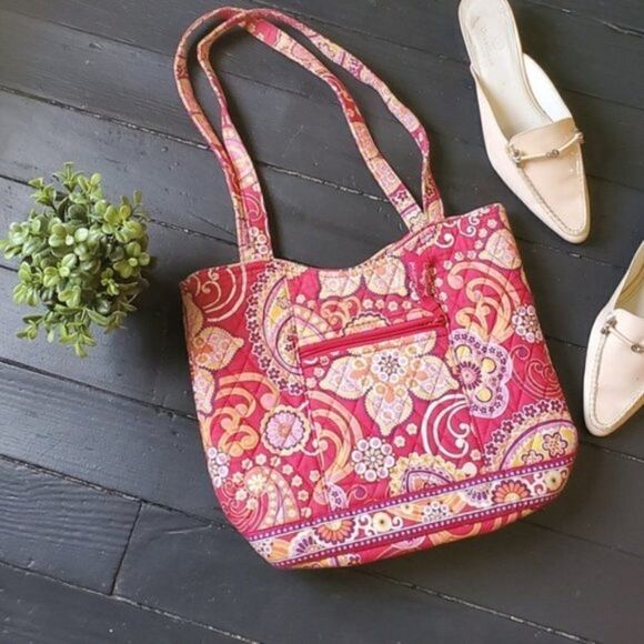 Vera Bradley Purse  - Picture 1 of 8